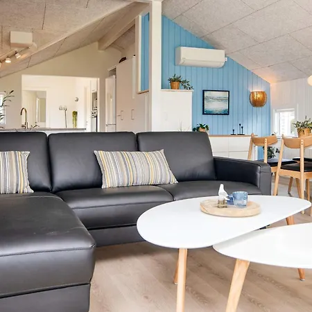 Holiday home Ii *